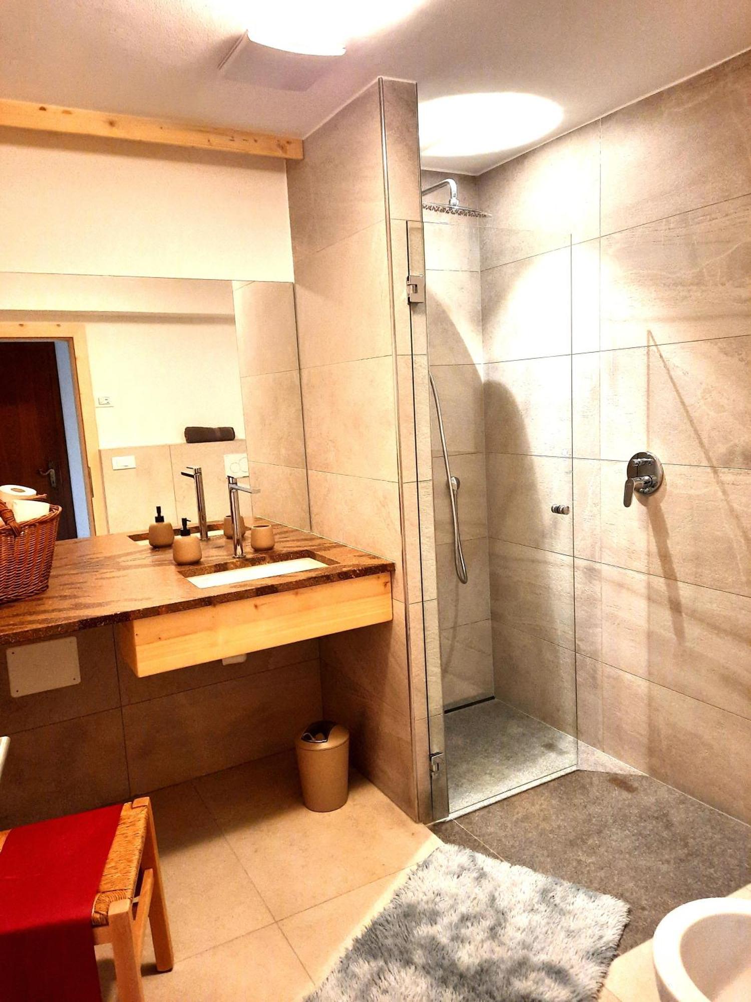 Peter Paul Domblick Erdgeschoss Apartment อัปเปียโน ซุลลา สตราดา เดล วีโน ภายนอก รูปภาพ